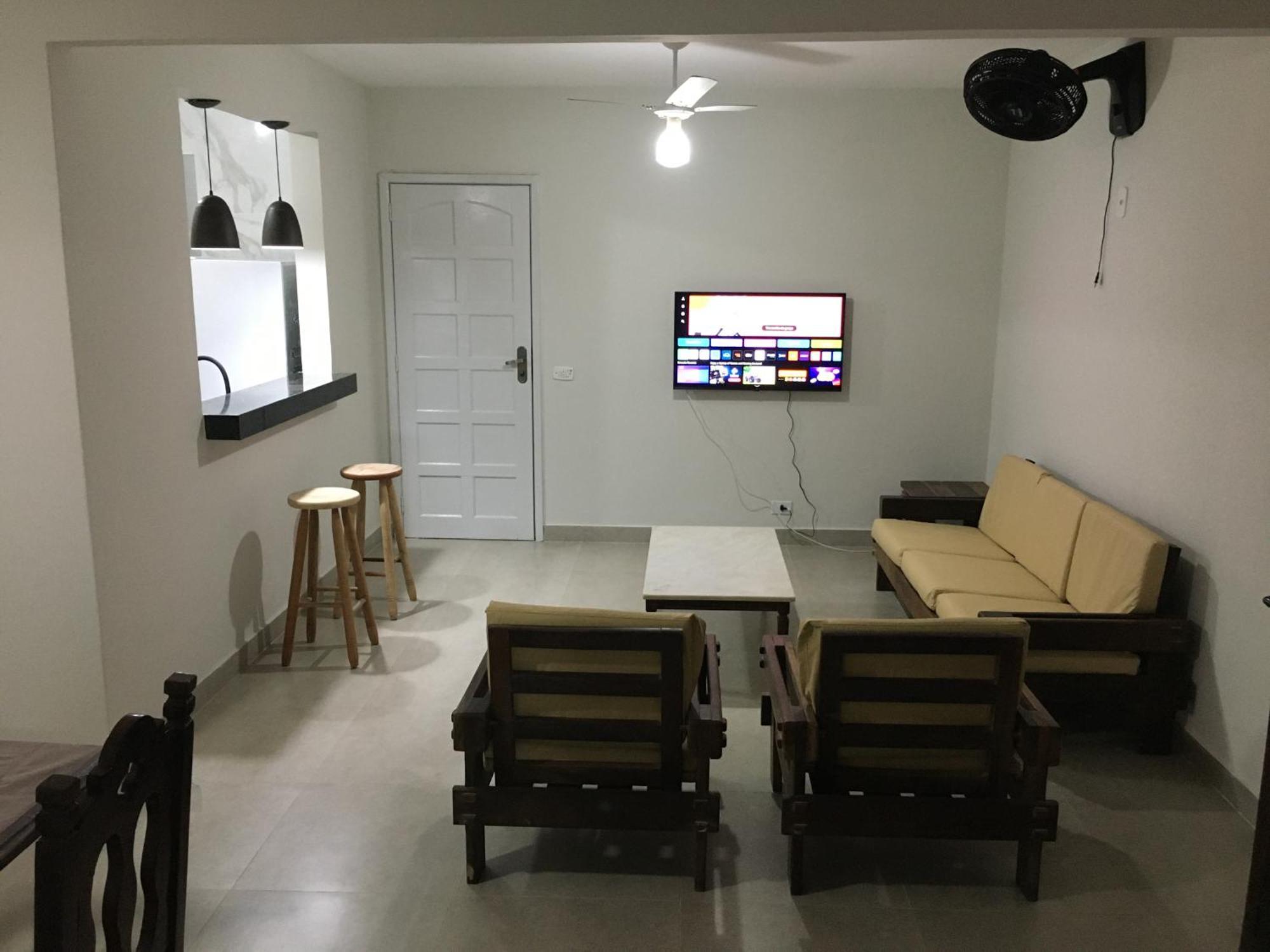 Apto A 2 Quadras Da Apartamento *